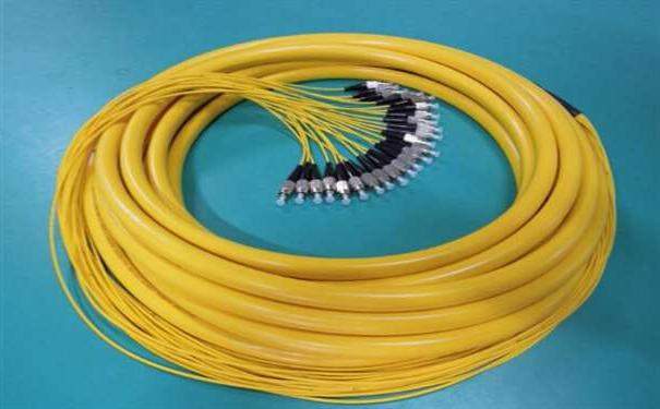 分支光缆如何选择固定连接和活动连接的不同应用